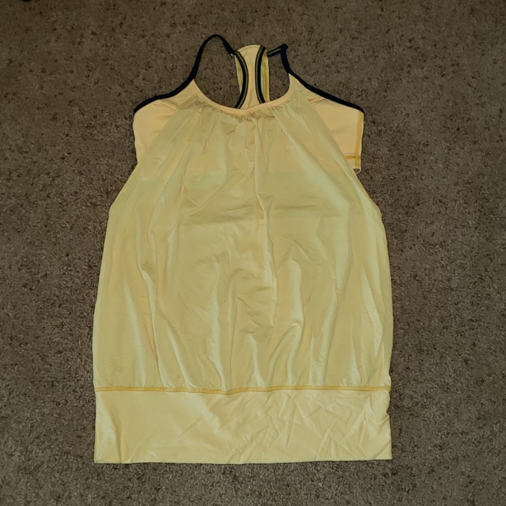 Lululemon Tank built in bra Size M